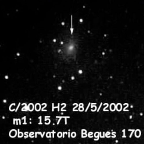 Cometa 2002H2 28 Mayo 2002 — foto 1